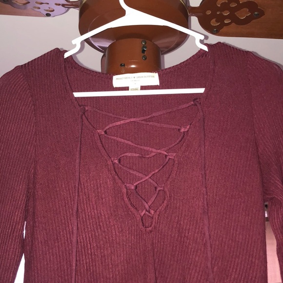 Urban Outfitters Cross Cross Top - Picture 2 of 5